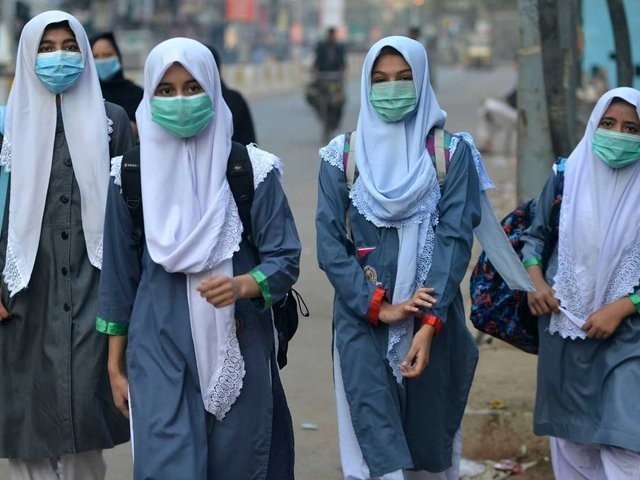 حکومت کا 18 جنوری سے مر حلہ وار تعلیمی ادارے کھولنے کا فیصلہ