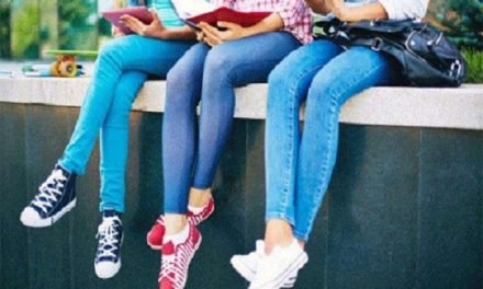 خیبر پختونخوا کی یونیورسٹیوں میں نئی ڈریس کوڈ پالیسی نافذ