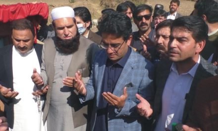 سوات: کامران بنگش اور ڈاکٹر امجد نے  ہاؤسنگ سوسائٹی کا افتتاح کردیا