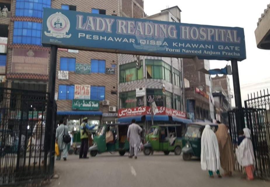ایل آر ایچ میں کورونامریضوں کی تعداد 422 تک پہنچ گئی