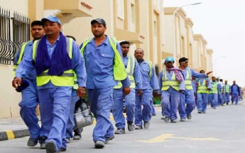 قطرمیں کفیل نظام ختم، تارکین وطن کیلیے اجرت اور پُرکشش مراعات کا نیا قانون نافذ