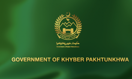 وفاقی سے محاذ آرئی نے خیبر پختونخوا صوبے کو شدید مالی بحران کا شکار کر دیا