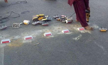 مینگورہ سنگوٹہ روڈ پر غیر قانونی  سپیڈ بریکر ہٹا دیے گئے