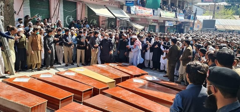 حکومت کا شانگلہ کے 16 جاں بحق کان کنوں کو 26 لاکھ روپے فی کس دینے کا اعلان