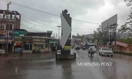 سوات کے مرکزی شہر مینگورہ اور نواحی علاقوں میں وقفے وقفے سے ہلکی بارش کا سلسلہ جاری