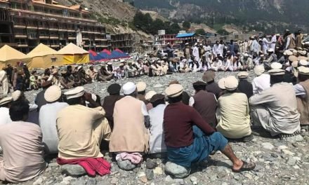 سوات:اہلِ کالام اور اتروڑ عوام کے مابین جاری تصادم میں فائر بندی ہوگئی