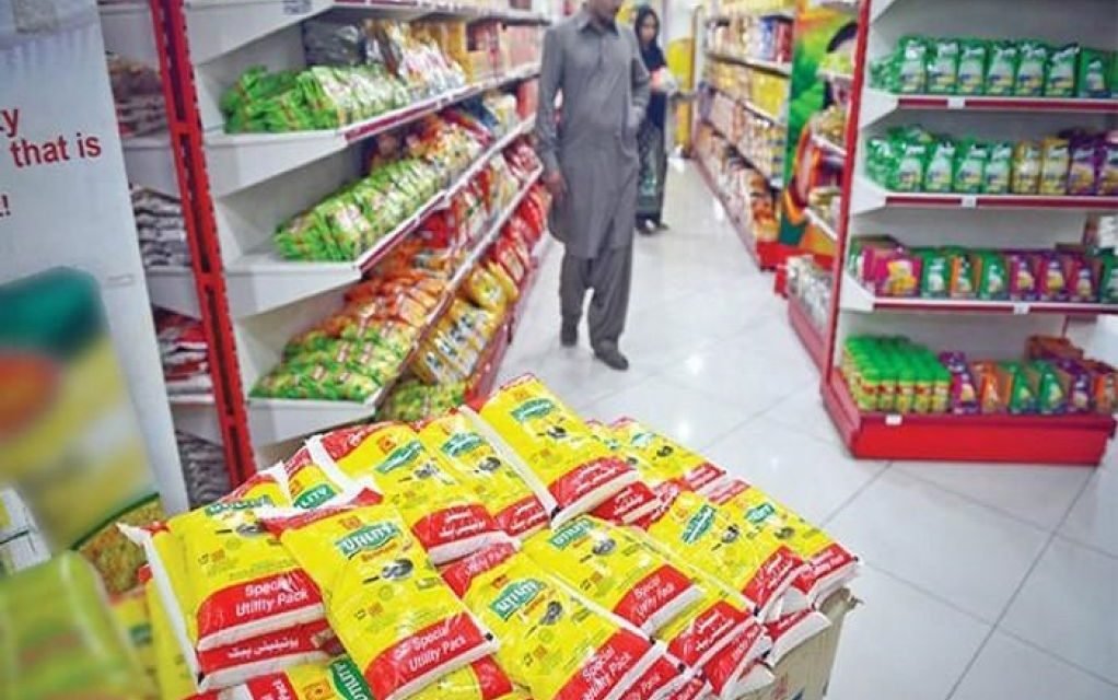 مہنگائی کا جن بوتل سے باہر، گھی کی قیمتوں میں 109روپے فی کلو اضافہ