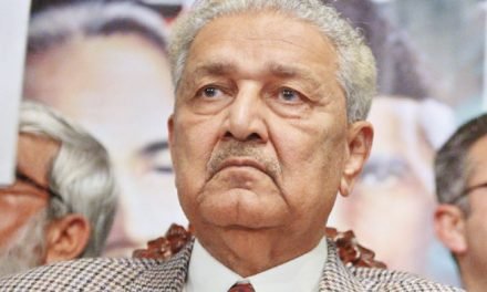 پاکستان کے ایٹمی سائنسدان ڈاکٹر عبدالقدیر خان انتقال کر گئے