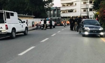 سوات:ون ویلنگ موٹرسائیکلوں اور کالے شیشے والے گاڑیوں کے خلاف سخت کارروائی