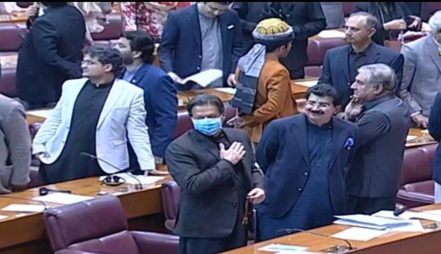 سمندر پار پاکستانیوں کے ووٹ کا قانون منظور