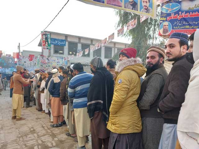 17 اضلاع میں بلدیاتی انتخابات؛ متعدد مقامات پر بدنظمی اور ہنگامہ آرائی