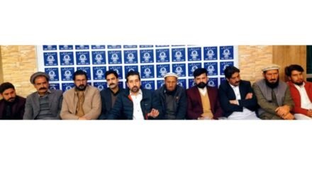 سانحہ مری کی رات کالام روڈ پر پلوں کی عدم تعمیر کے باعث 3 ہزارسے زائد گاڑیاں پھنسی رہیں،امن جرگہ کالام