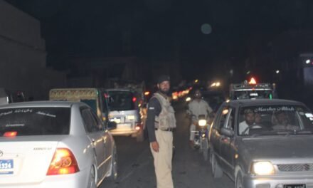 ٹریفک سے بلوگرام جی ٹی روڈ ایک مصروف ترین شاہراہ کی صورت اختیار کرگیا