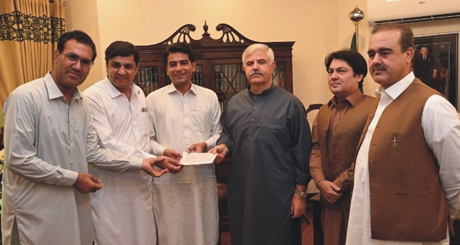 وزیراعلی خیبر پختونخوا محمود خان نے سوات پریس کلب کے صحافیوں کے ساتھ کیا گیا وعدہ پورہ کردیا