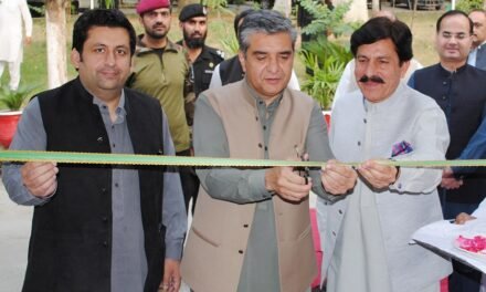 چیف سیکرٹری پختونخوا ڈاکٹر شہزاد خان بنگش کا سوات کا مختصر دورہ،کمشنر افس میں نئے تجدید شدہ آفس کا افتتاح