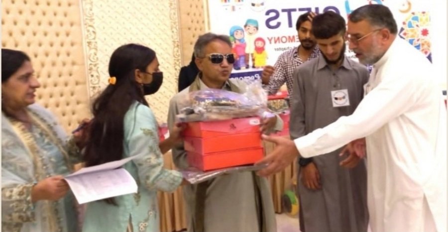 مینگورہ: بصارت سے محروم افراد میں عید گفٹ تقسیم