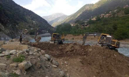 سوات:مدین سے کالام تک دریائے سوات کنارے غیر قانونی تعمیرات کے خلاف گرینڈ آپریشن شروع