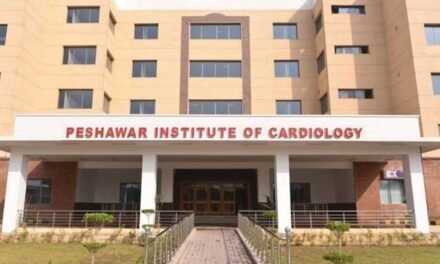 تاریخ میں پہلی مرتبہ امراض قلب و گردوں کے مریضہ کو بنا کنٹراسٹ انجکشن کےاسٹنٹ لگا دیا گیا