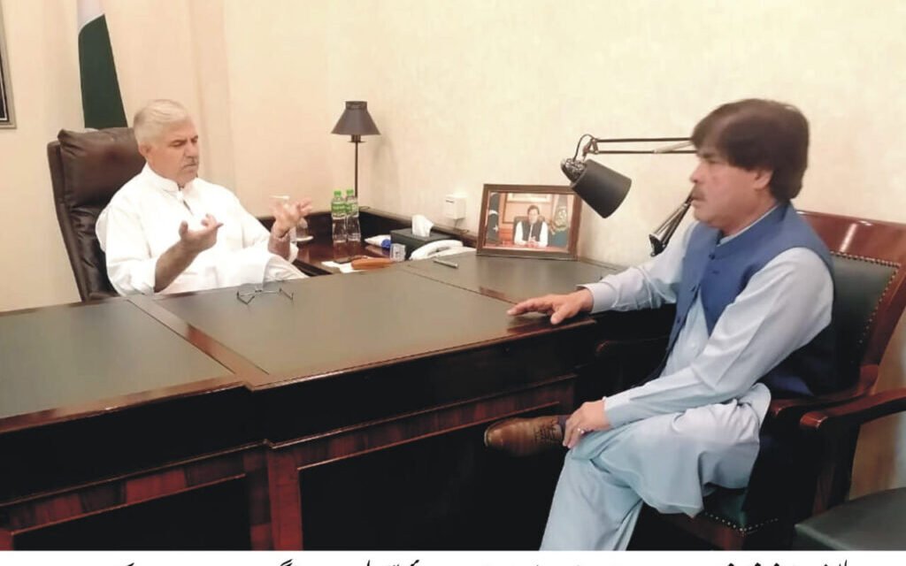 وزیر اعلی محمود خان سے ممبر صوبائی اسمبلی عزیز اللہ گران کی ملاقات