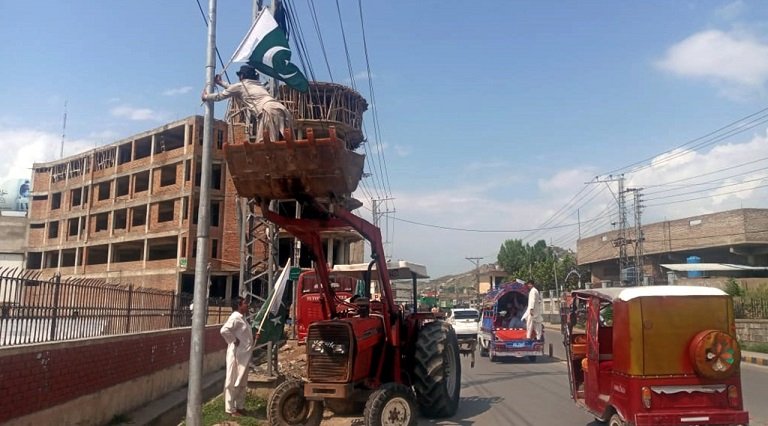 سوات، بونیر اور شانگلہ میں پاکستان کی 75 سالہ ڈائمنڈ جوبلی تقریبات کی تیاریوں کو حتمی شکل دے دی گئی