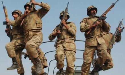 پاک فوج کے خصوصی کمانڈوز کے دستے سوات پہنچ گئے