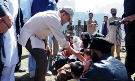 سوات:ہماری پہلی ترجیح سیلاب سے تباہ شدہ سڑکوں کی بحالی ہے۔ وزیر اعظم شہباز شریف