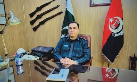 نو تعینات ڈی پی او سوات ڈاکٹر ذاہد اللہ خان نے اپنے عہدے کا چارج سنبھال لیا۔