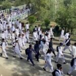 کالجز کے طلباء ایک ہفتے سے احتجاج پر،آؤٹ سورسنگ کیا ہے؟ کالجز نا تو پرائیویٹ ہونگے نا لیز پر دینگے،تو پھر ؟ ساری کہانی اس خبر میں